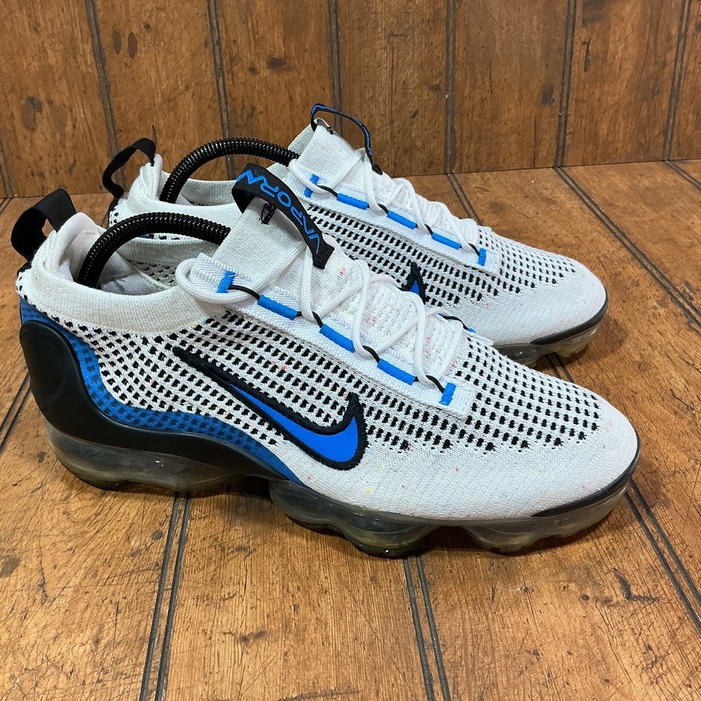 Nike Mens Air VaporMax 2021 Flyknit DM0025-100 Gray Running Shoes Sneakers 8.5